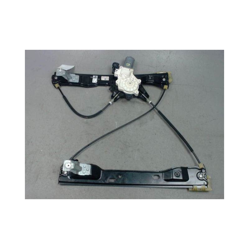 MECANISME+MOTEUR LEVE-GLACE AVANT DROIT FORD FOCUS