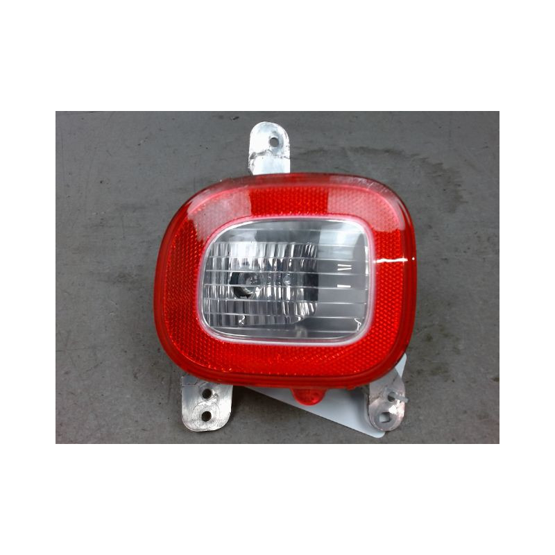 FEU DE PARE-CHOC ARRIERE DROIT FIAT PANDA 3 1.2I - 8V