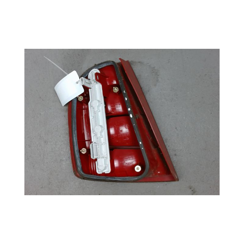 FEU ARRIERE DROIT SKODA FABIA 2004-2007