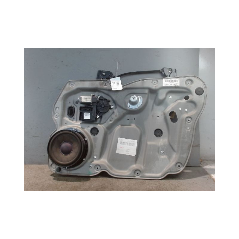 MECANISME+MOTEUR LEVE-GLACE AVANT DROIT VOLKSWAGEN TOURAN