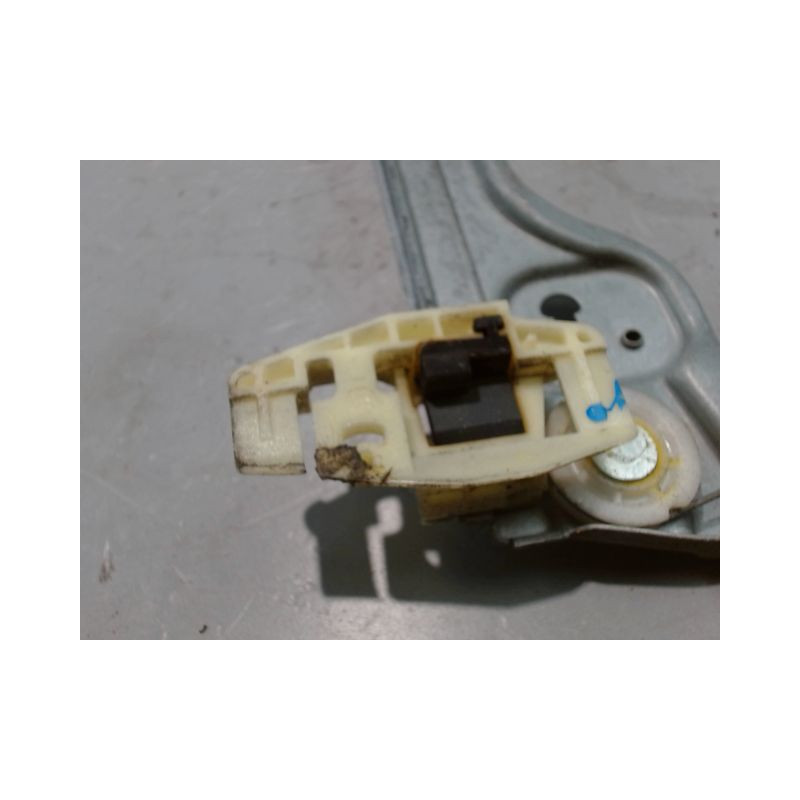 MECANISME+MOTEUR LEVE-GLACE AVANT GAUCHE PEUGEOT 1007