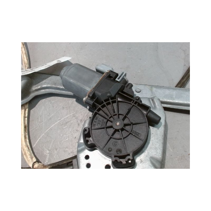MECANISME+MOTEUR LEVE-GLACE AVANT GAUCHE PEUGEOT 1007