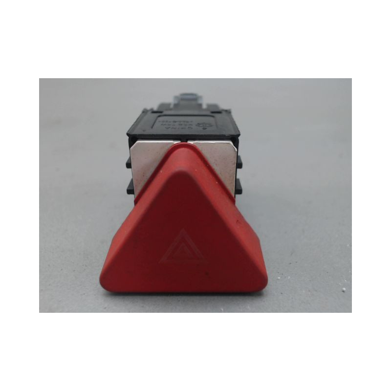 BOUTON DE WARNING VOLKSWAGEN GOLF