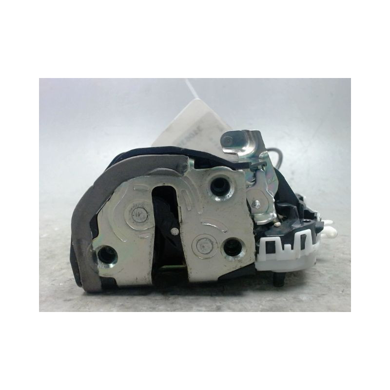 SYSTEME CONDAMNATION ARRIERE DROIT TOYOTA YARIS 3 PHASE 2 1.5I - 16V HYB