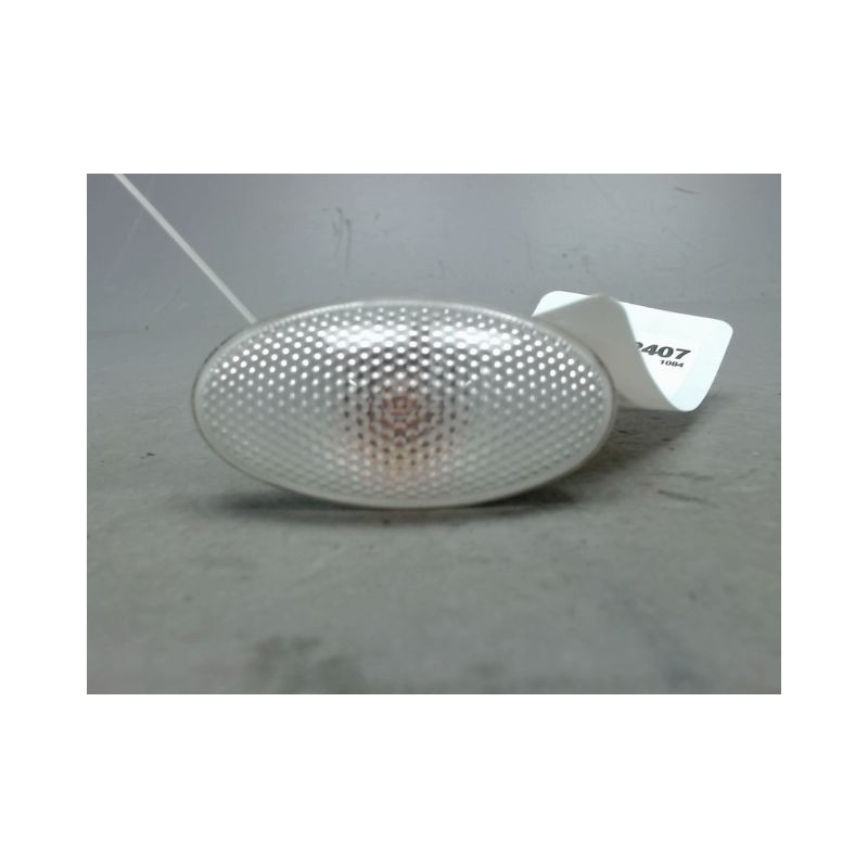 REPETITEUR AILE GAUCHE SUZUKI SWIFT
