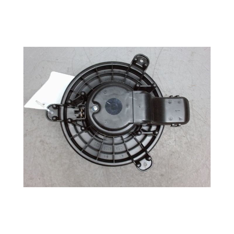 MOTEUR VENTILATEUR CHAUFFAGE SUZUKI SWIFT