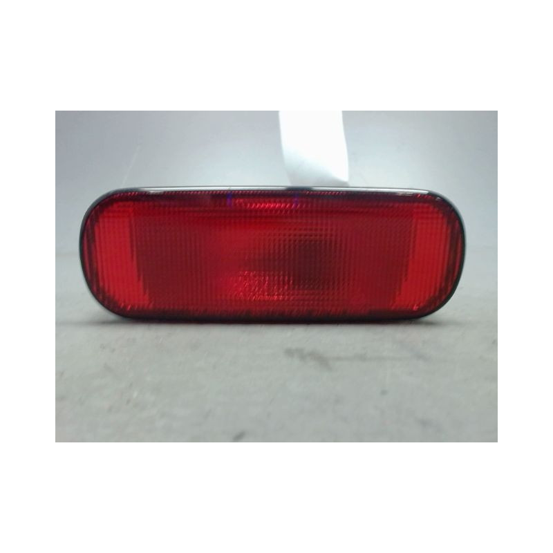 FEU BROUILLARD CENTRAL ARRIERE SUZUKI SWIFT