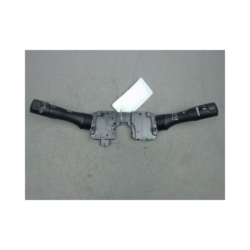 BLOC COMMODOS NISSAN JUKE PHASE 1 1.5 DCI - 8V TURB