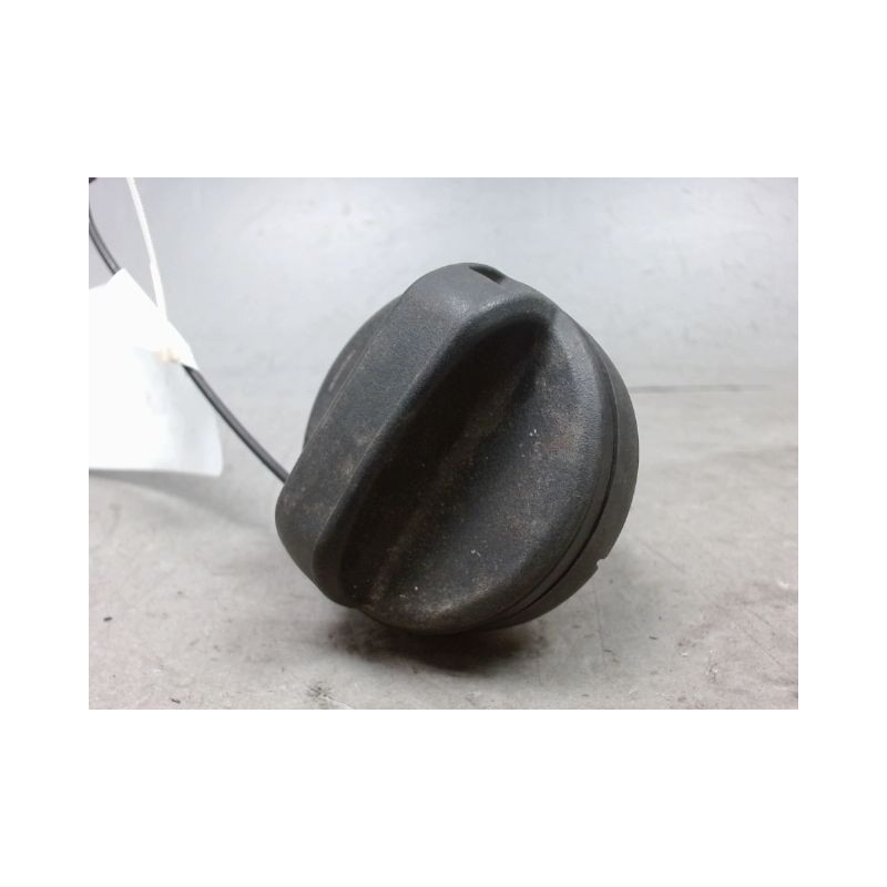 BOUCHON RESERVOIR A CARBURANT SUZUKI CELERIO