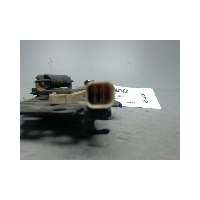 SERRURE CAPOT FORD FOCUS