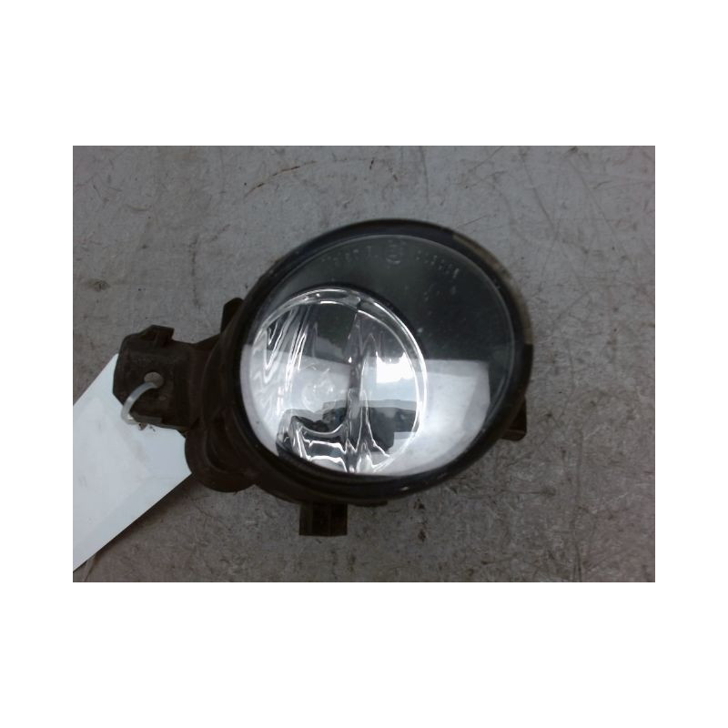 PHARE ANTIBROUILLARD AVANT DROIT RENAULT CLIO II PH.2 01-06