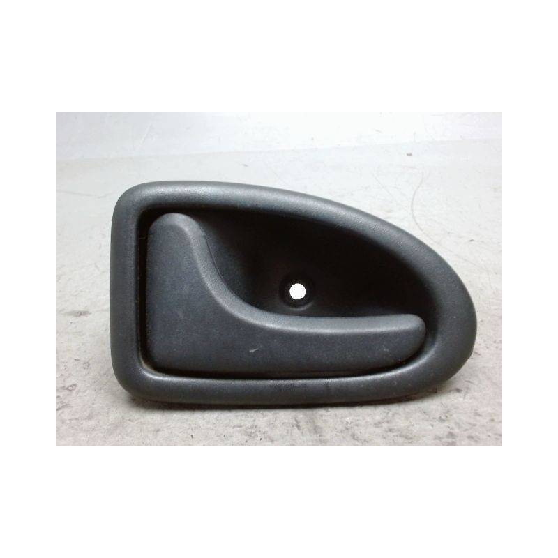 POIGNEE INTERIEURE PORTE AVANT GAUCHE RENAULT CLIO II PH.2 01-06