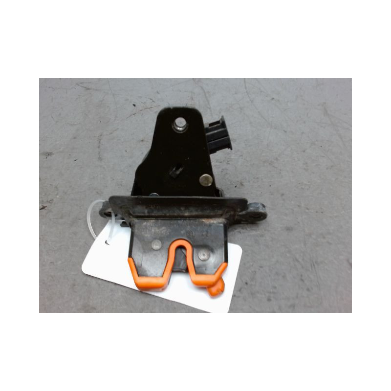SERRURE HAYON  SKODA FABIA 2004-2007