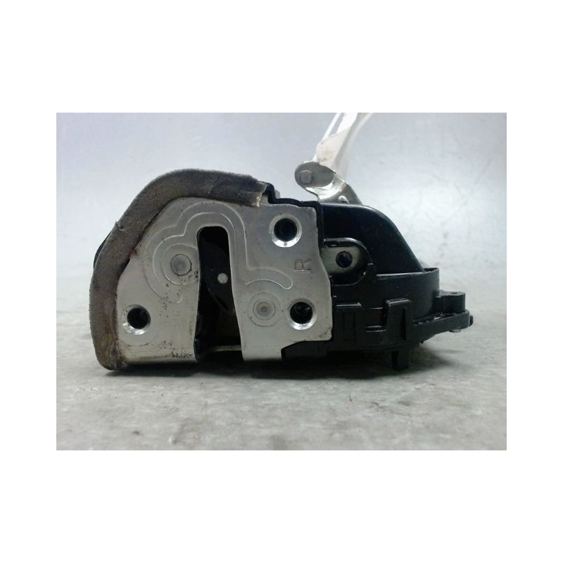 SYSTEME CONDAMNATION ARRIERE DROIT TOYOTA YARIS 2005-