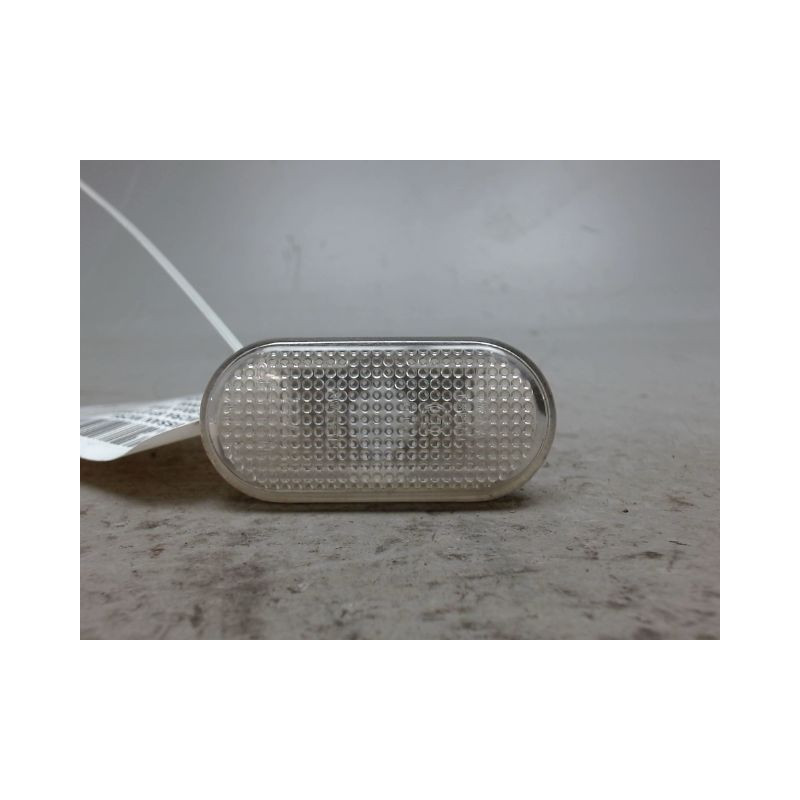 REPETITEUR AILE DROIT NISSAN MICRA 2005-2007