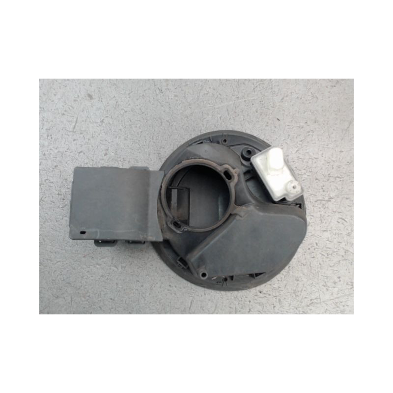 VOLET DE TRAPPE CARBURANT RENAULT CLIO