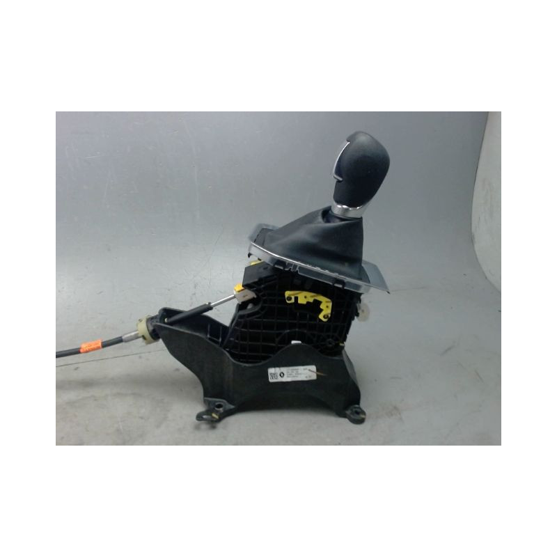 SELECTEUR DE VITESSE RENAULT CLIO 1.6 E-TECH 145 