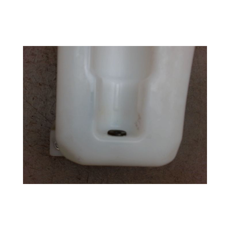 RESERVOIR LAVE-GLACE AVANT ALFA ROMEO GUILIETTA 2010-