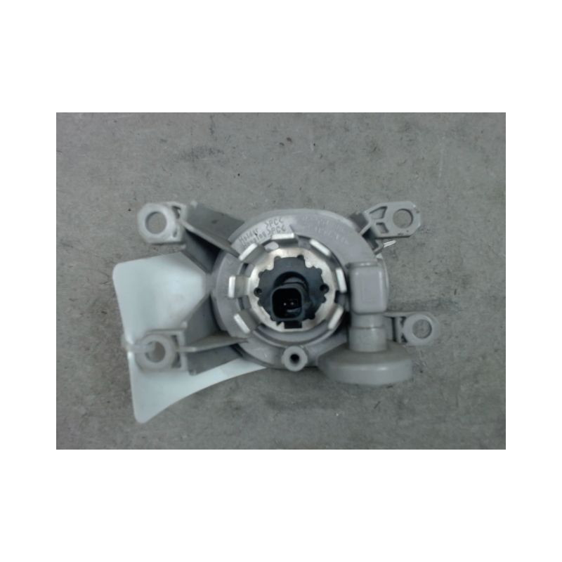 PHARE ANTIBROUILLARD AVANT GAUCHE TOYOTA COROLLA