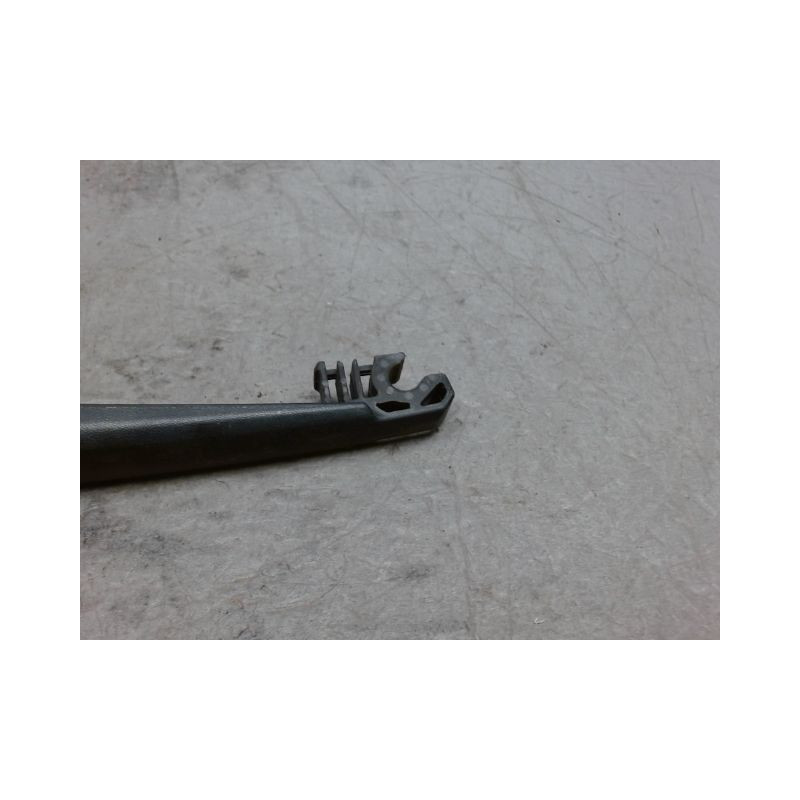 BRAS ESSUIE-GLACE ARRIERE TOYOTA COROLLA