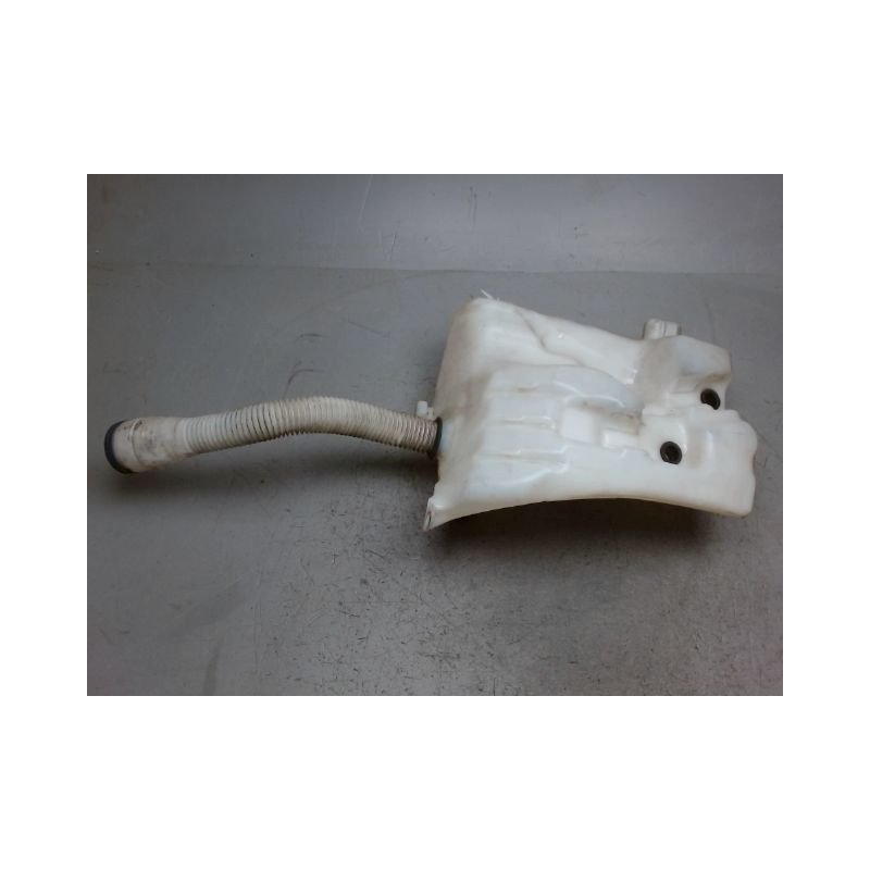 RESERVOIR LAVE-GLACE AVANT CITROEN DS5