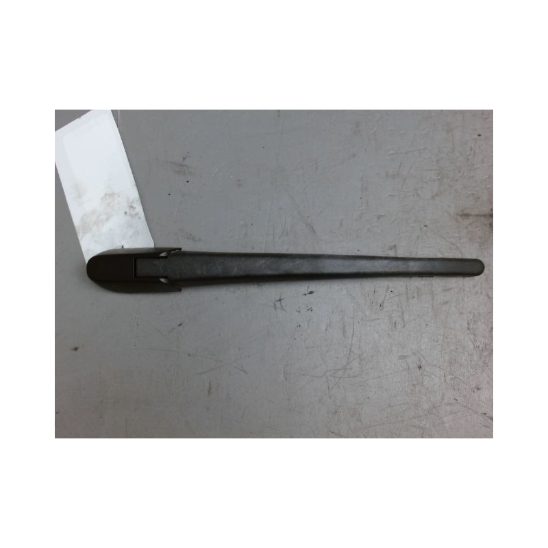 BRAS ESSUIE-GLACE ARRIERE SUZUKI SWIFT 4 ESSENCE