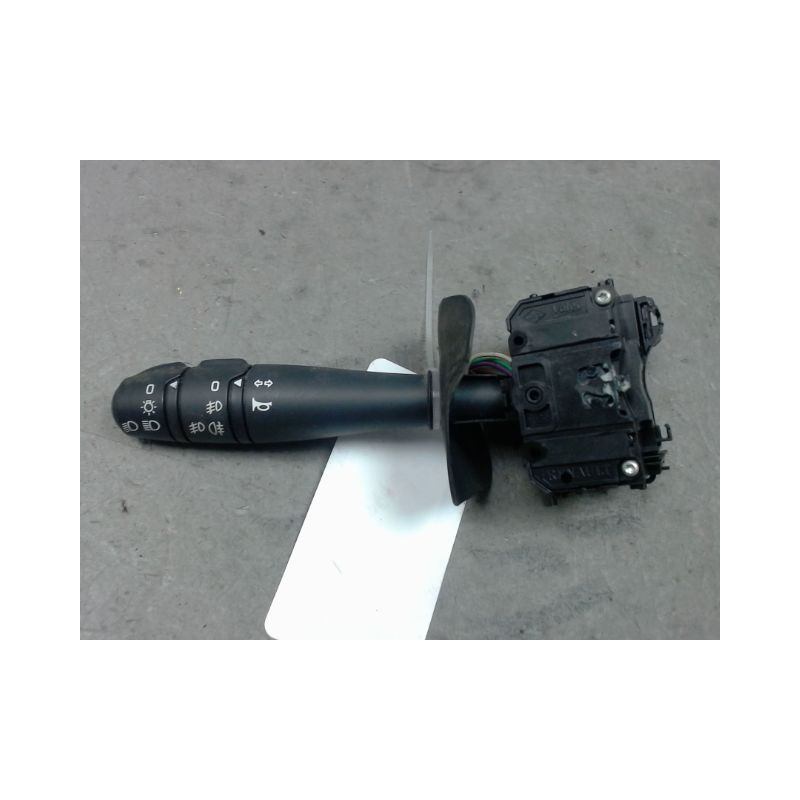 COMMANDE CLIGNOTANT DACIA SANDERO 2008-