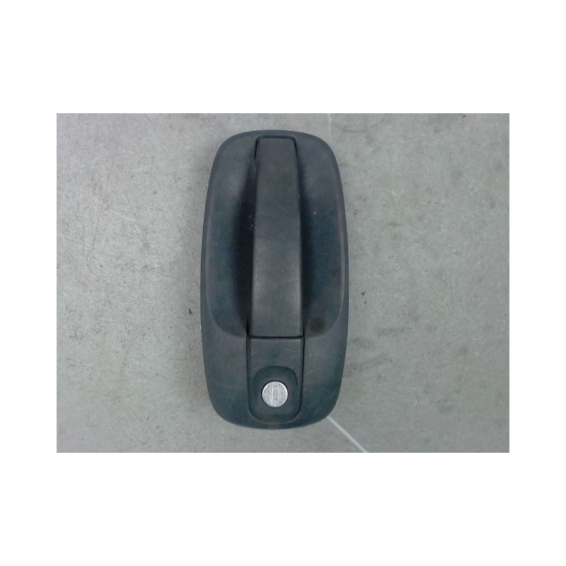 POIGNEE EXTERIEURE PORTE AVANT GAUCHE RENAULT TRAFIC CN 1000KG 8.2006-