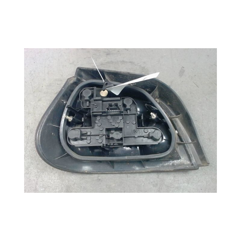 FEU ARRIERE DROIT RENAULT MEGANE  I CLASSIC PH2 99-02