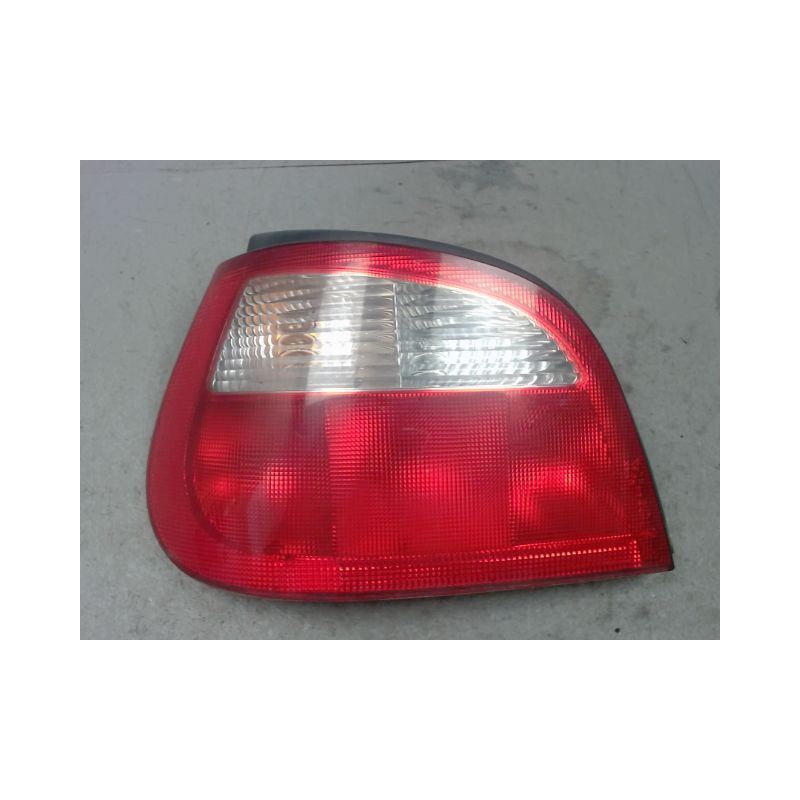 FEU ARRIERE GAUCHE  RENAULT MEGANE  I CLASSIC PH2 99-02