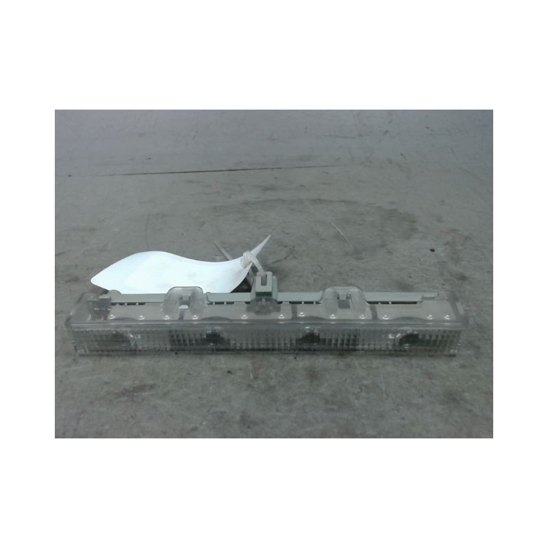 FEUX STOP SUPPLEMENTAIRE TOYOTA YARIS 2005-