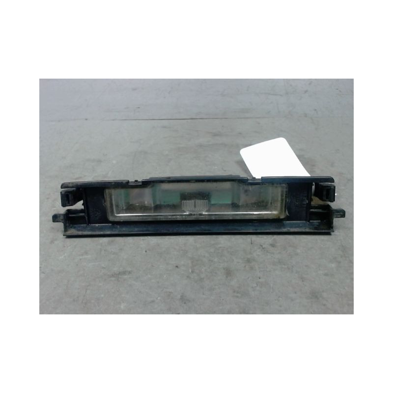 ECLAIREUR PLAQUE DE POLICE TOYOTA YARIS 2005-
