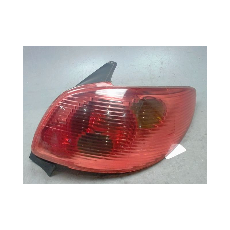 FEU ARRIERE DROIT PEUGEOT 206 5P