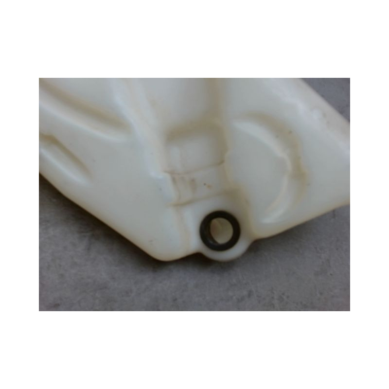 RESERVOIR LAVE-GLACE AVANT PEUGEOT 206 5P