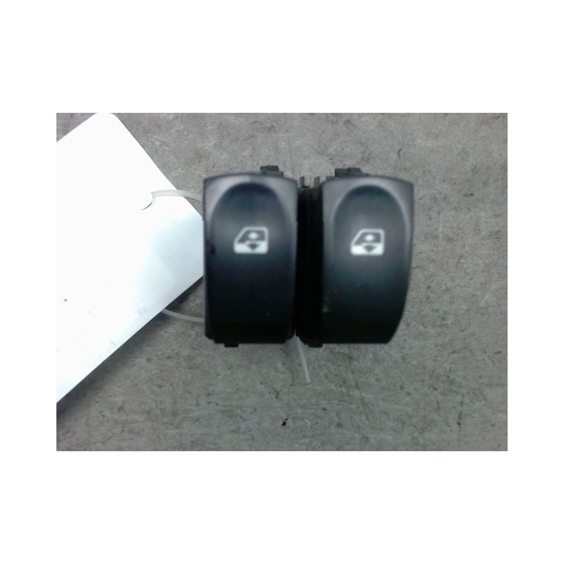 COMMANDE LEVE-GLACE PORTE AVG RENAULT TWINGO