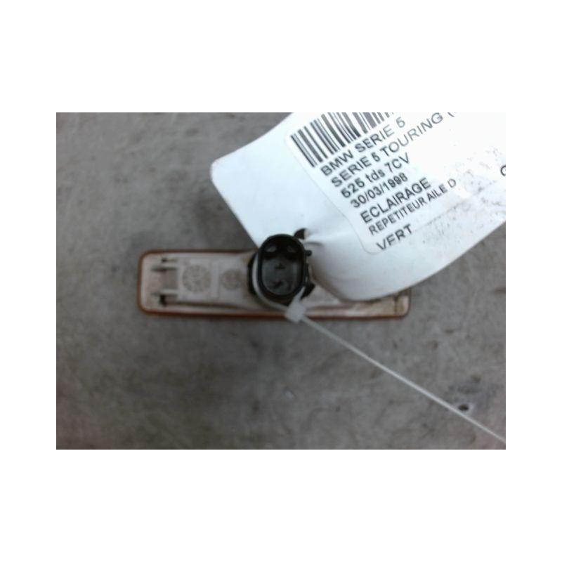 REPETITEUR AILE DROIT BMW SERIE 5 TOURING (E39) 97-00