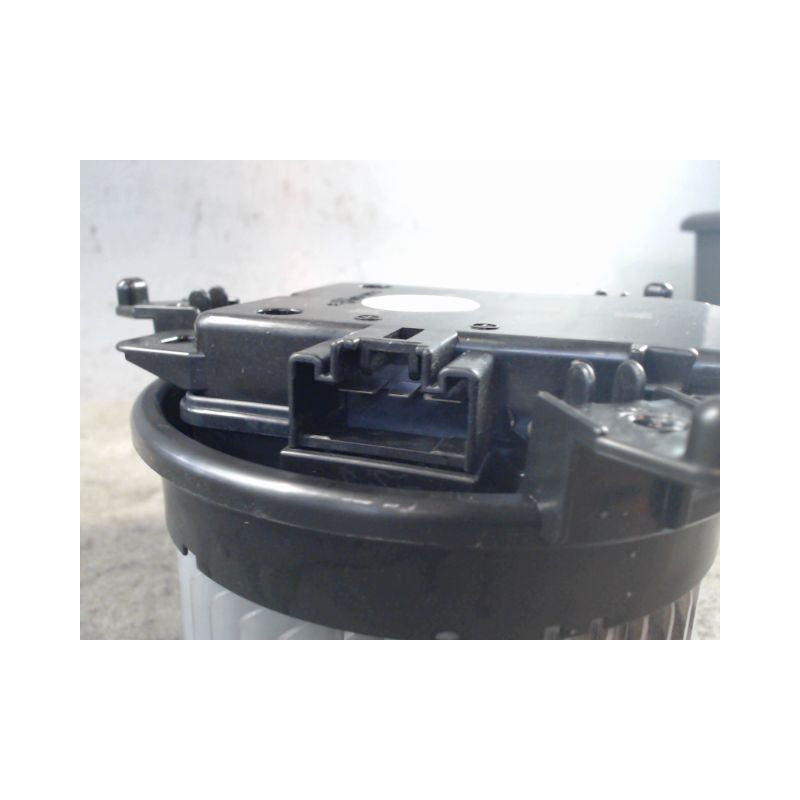 MOTEUR VENTILATEUR CHAUFFAGE TOYOTA YARIS 2005-