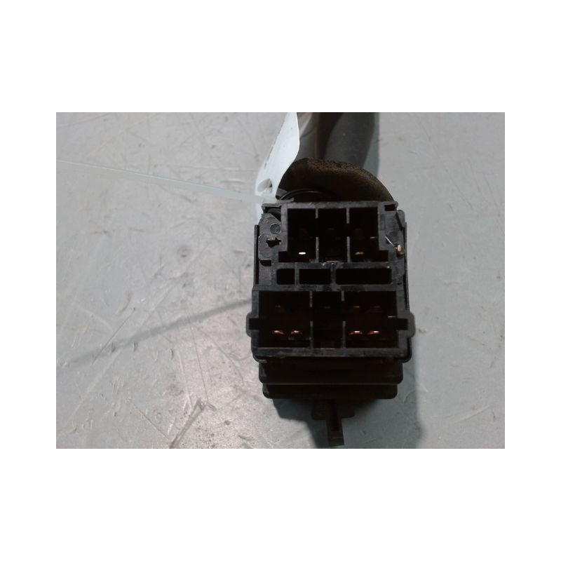 COMMANDE CLIGNOTANT CITROEN BERLINGO FGT -2002