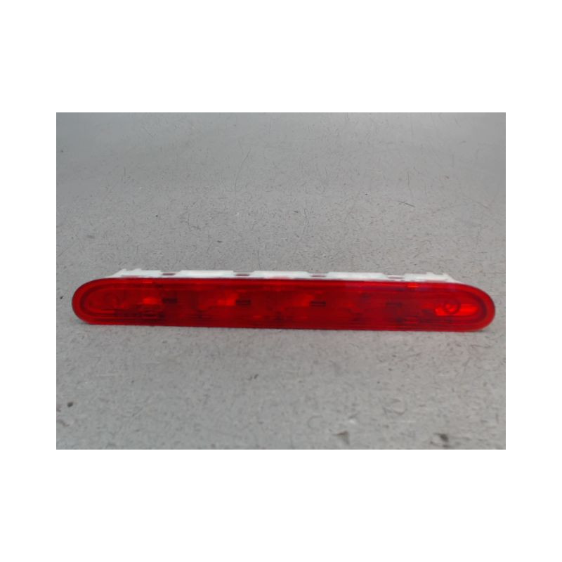 FEUX STOP SUPPLEMENTAIRE CITROEN JUMPY