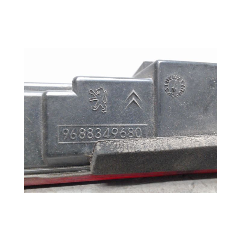 FEUX STOP SUPPLEMENTAIRE CITROEN C4