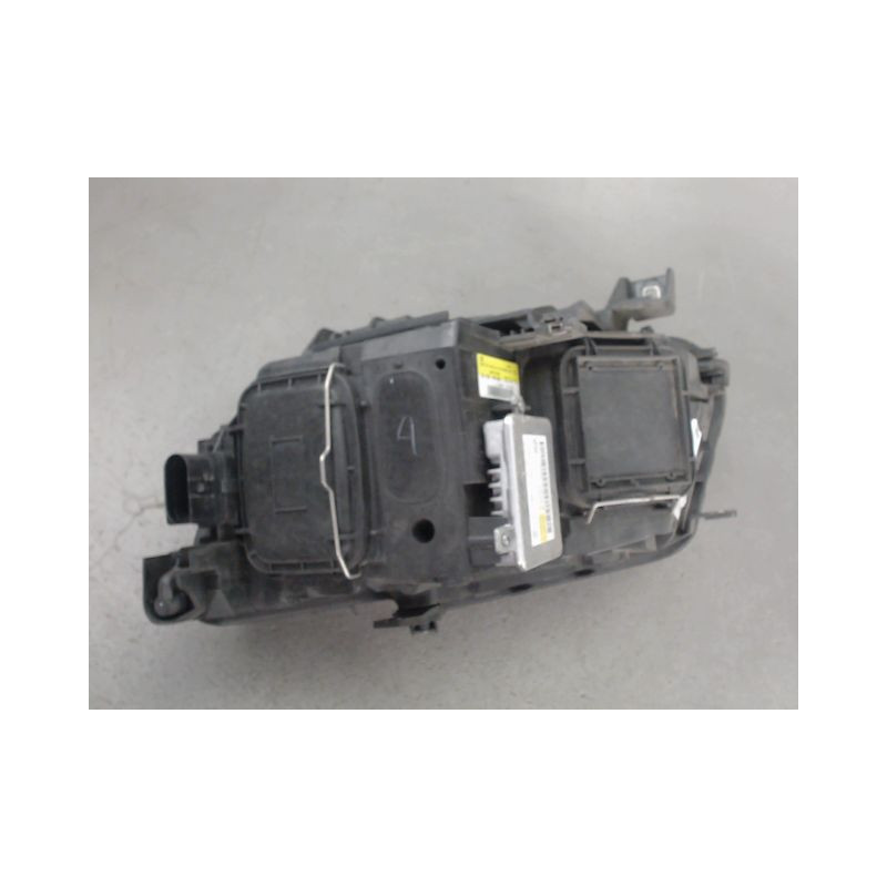 PHARE DROIT AUDI Q5