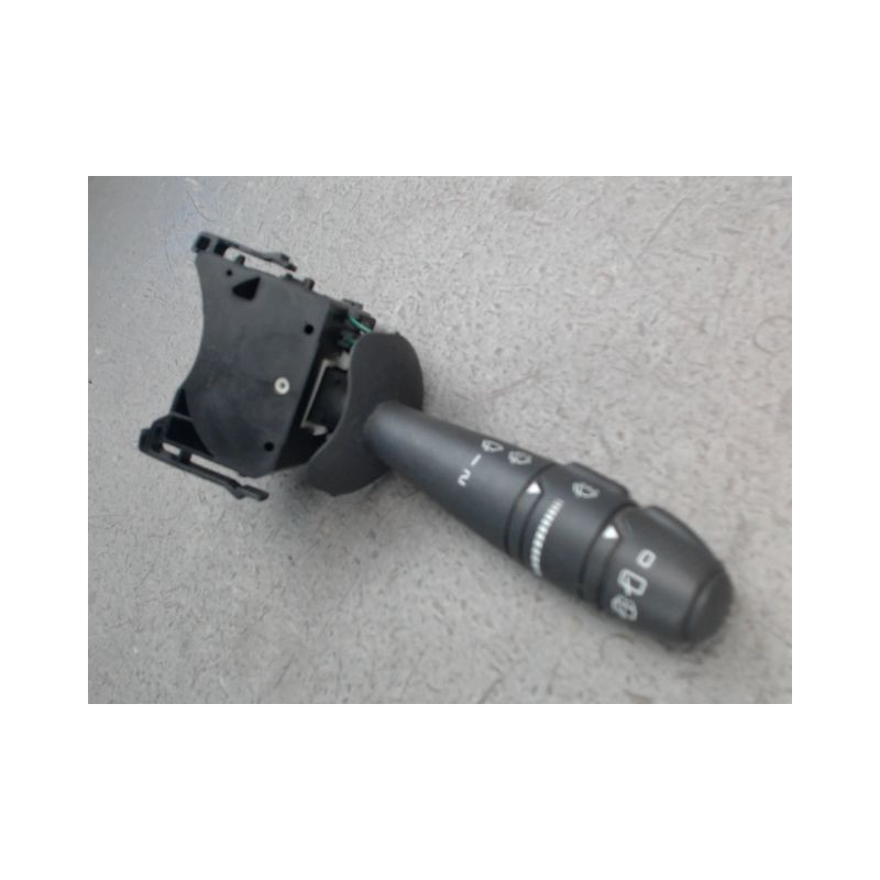 COMMANDE ESSUIE GLACE RENAULT TWINGO