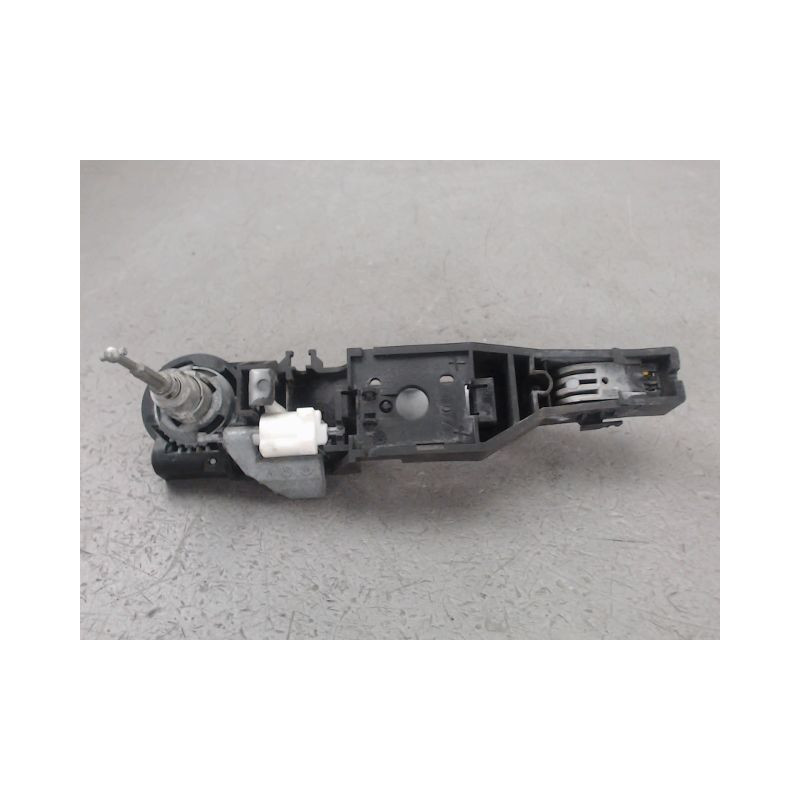 POIGNEE EXTERIEURE PORTE AVANT GAUCHE RENAULT CLIO