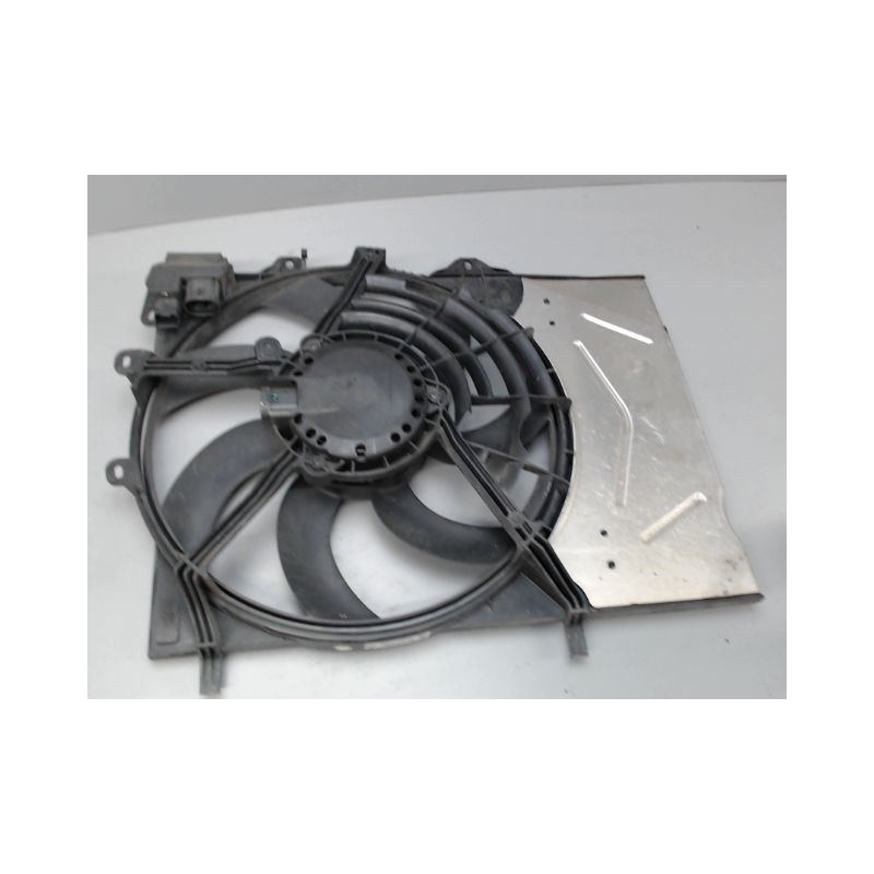 MOTEUR VENTILATEUR RADIATEUR PEUGEOT 208