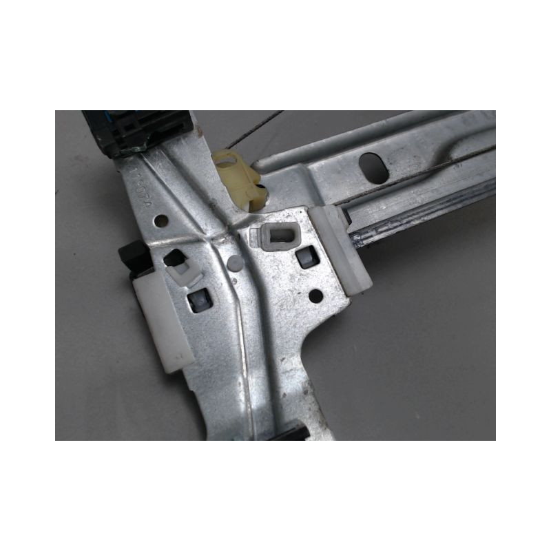 MECANISME LEVE-GLACE AVANT DROIT PEUGEOT 207