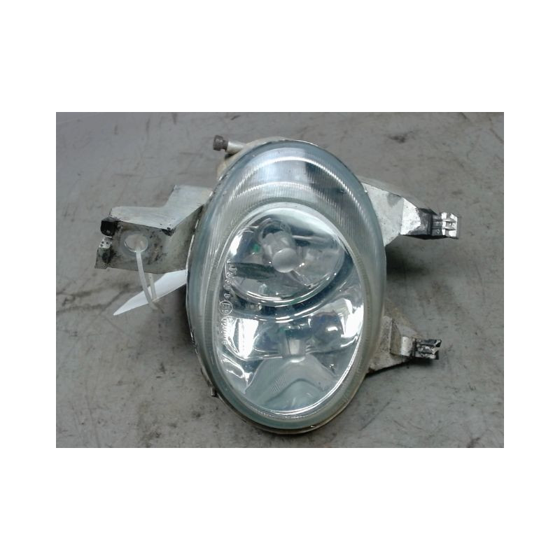 PHARE ANTIBROUILLARD AVANT DROIT PEUGEOT 206 5P