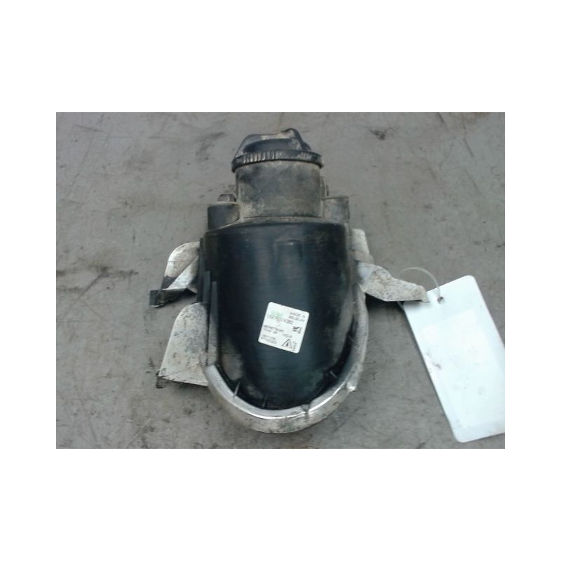 PHARE ANTIBROUILLARD AVANT DROIT PEUGEOT 206 5P