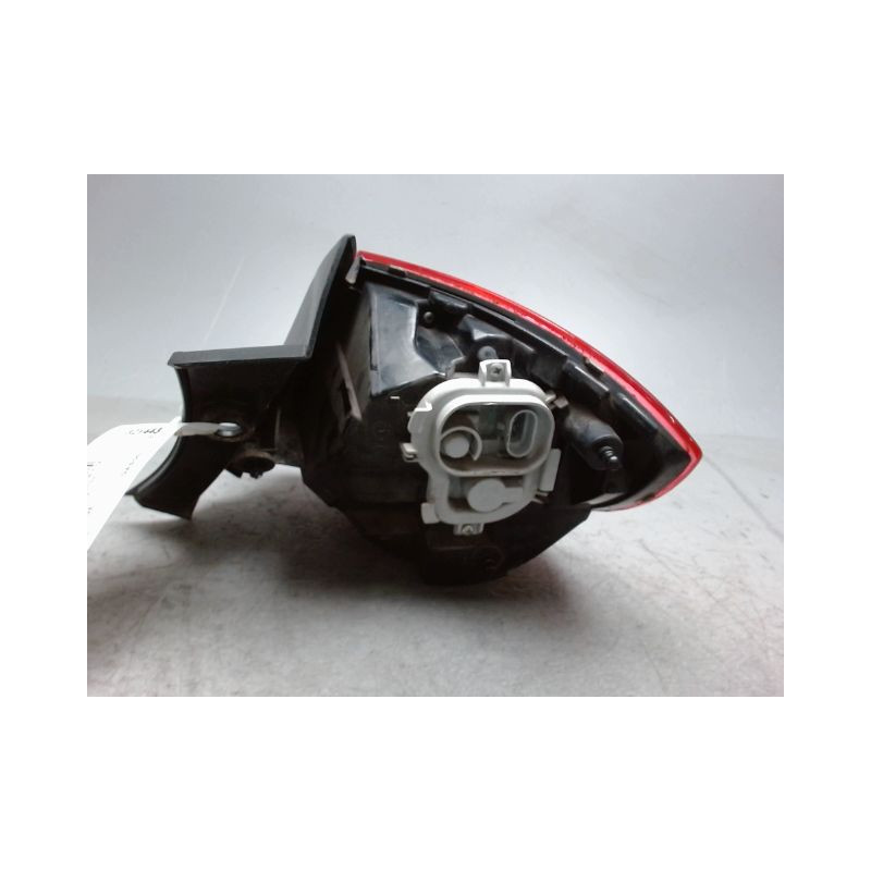 FEU ARRIERE GAUCHE  ALFA ROMEO GUILIETTA 2010-