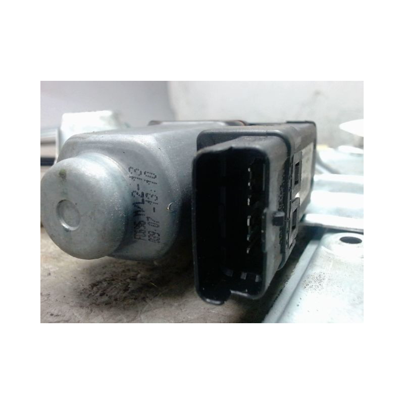 MECANISME+MOTEUR LEVE-GLACE AVANT GAUCHE RENAULT CLIO III 2005-