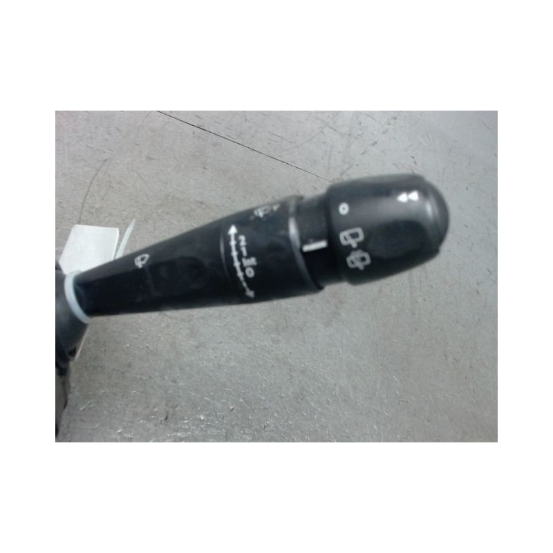 BLOC COMMODOS PEUGEOT 208